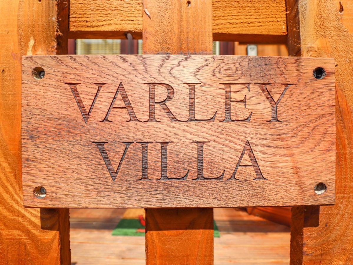 ניוטאון Varley Villa מראה חיצוני תמונה